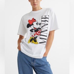 Oversized T-Shirt Disney from H&M.